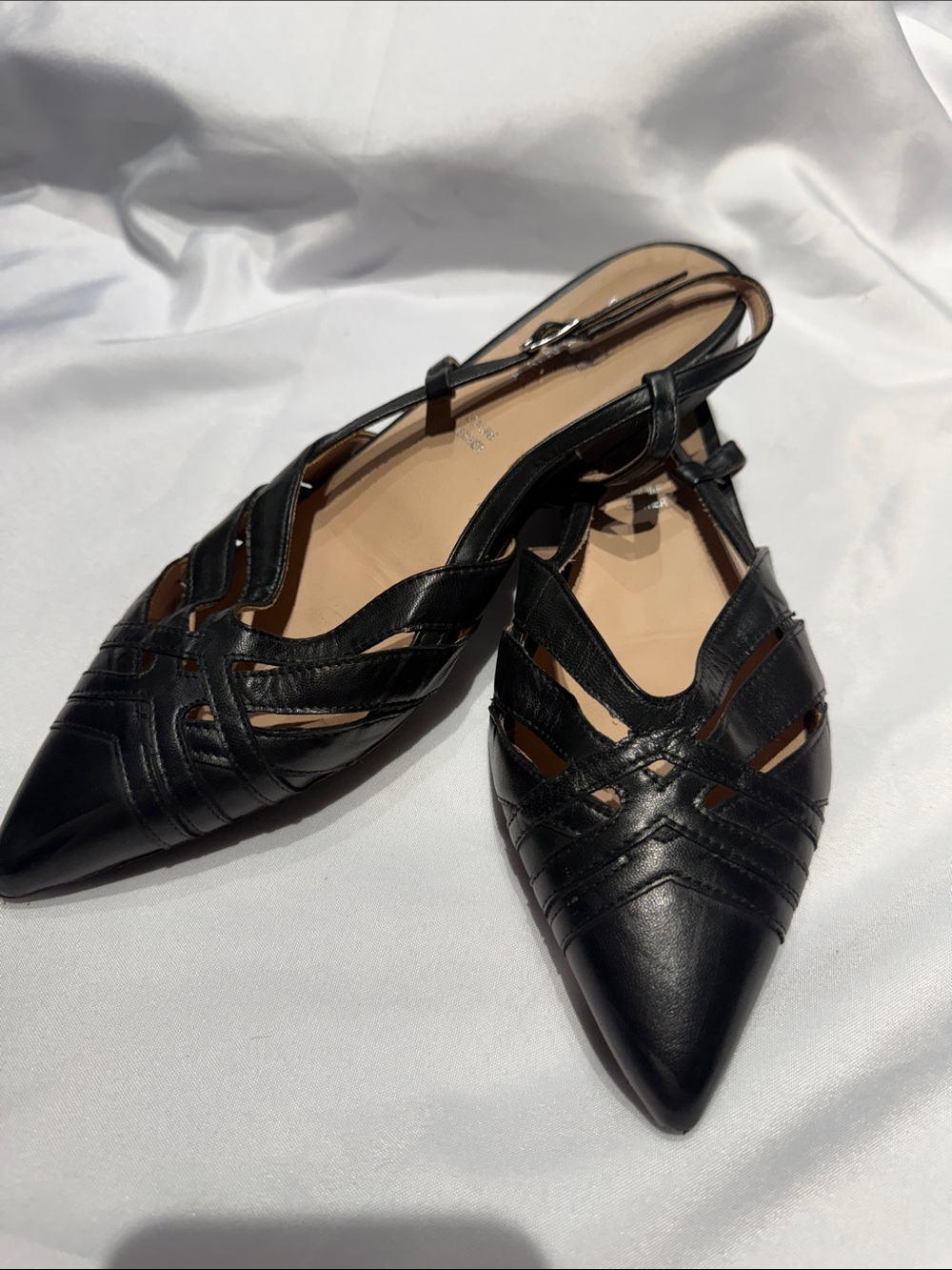 Women's Black Pointed Slingback Flats